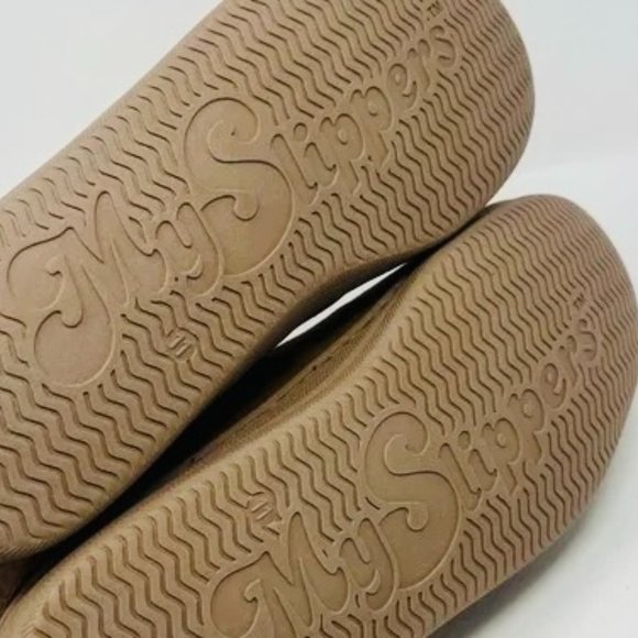 MY SLIPPERS Men's Genuine Leather Suede Slip-Ons NWOT Size 11 - Picture 2 of 8